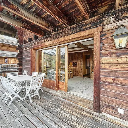 Chalet Teura